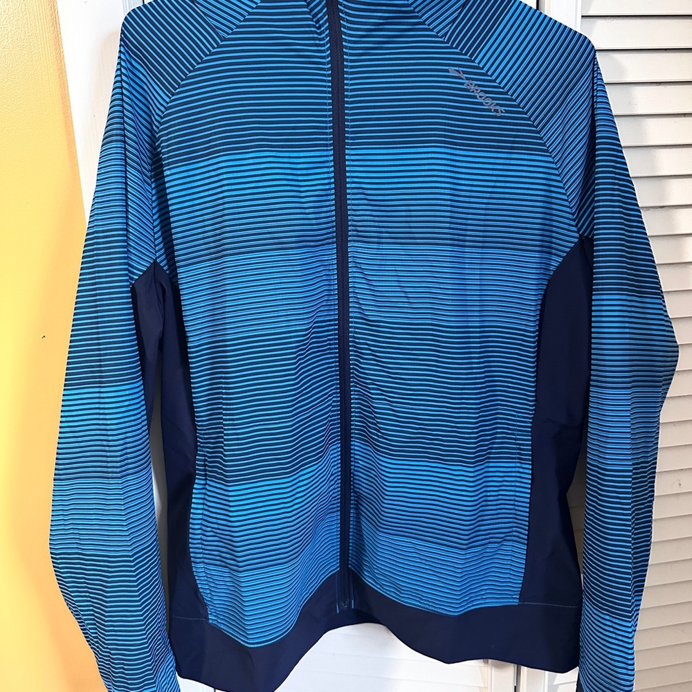 Brooks Sky Haze Navy Striped Jacket
